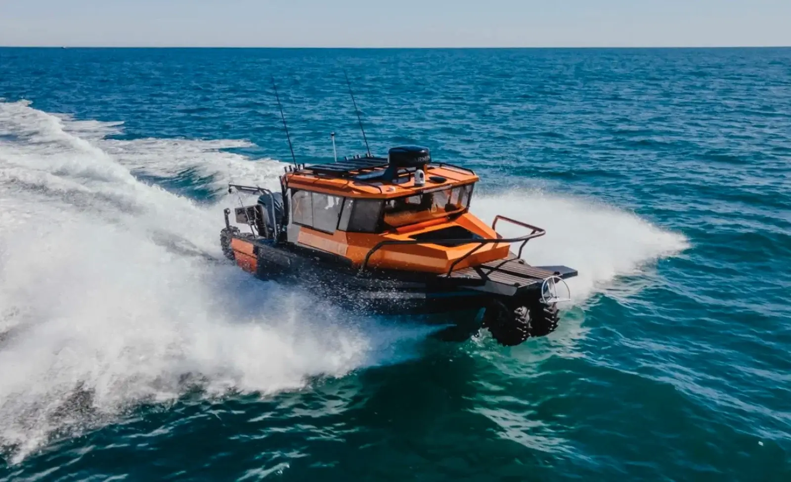 StabiX 250: катер-амфибия